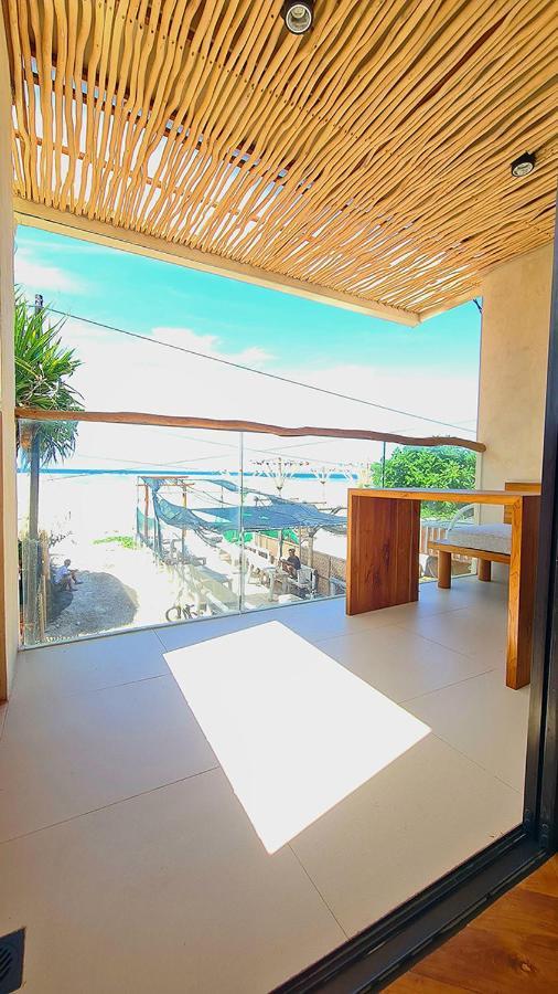 Shore Thing Gili Air Beachfront Apartment Exteriör bild